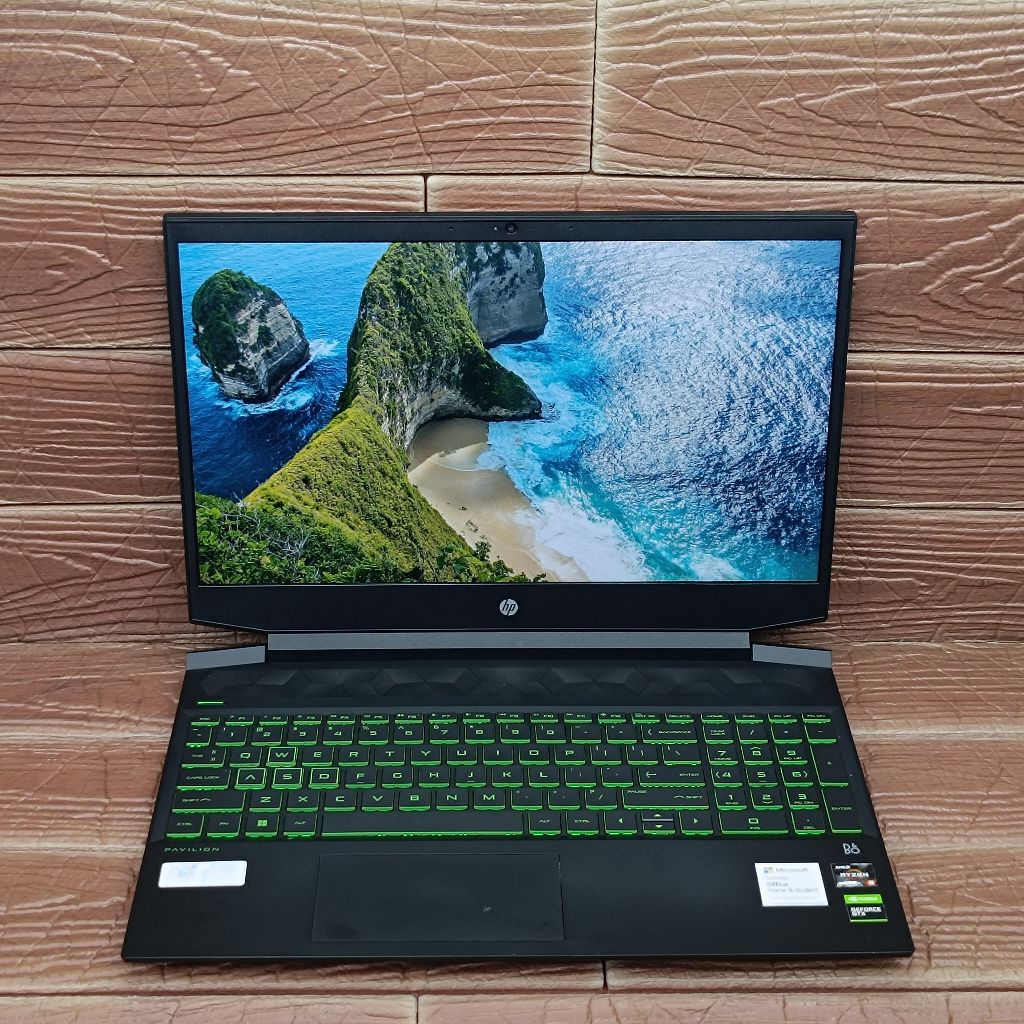 Laptop HP Pavilion Gaming 15-ec2047AX AMD RYZEN 5-5600H RAM 8GB SSD 512GB GTX 1650