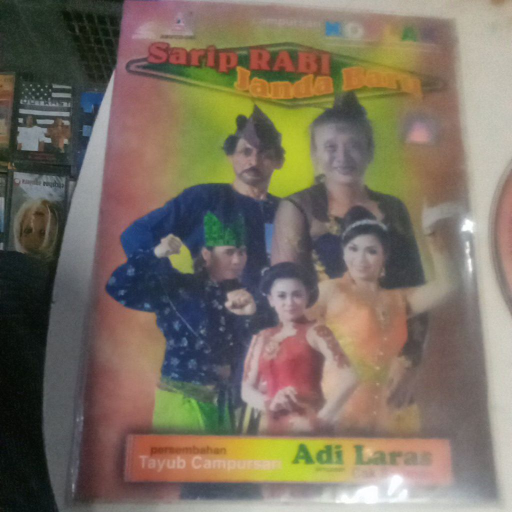 VCD TAYUB CAMPURSARI ADI LARAS XX126