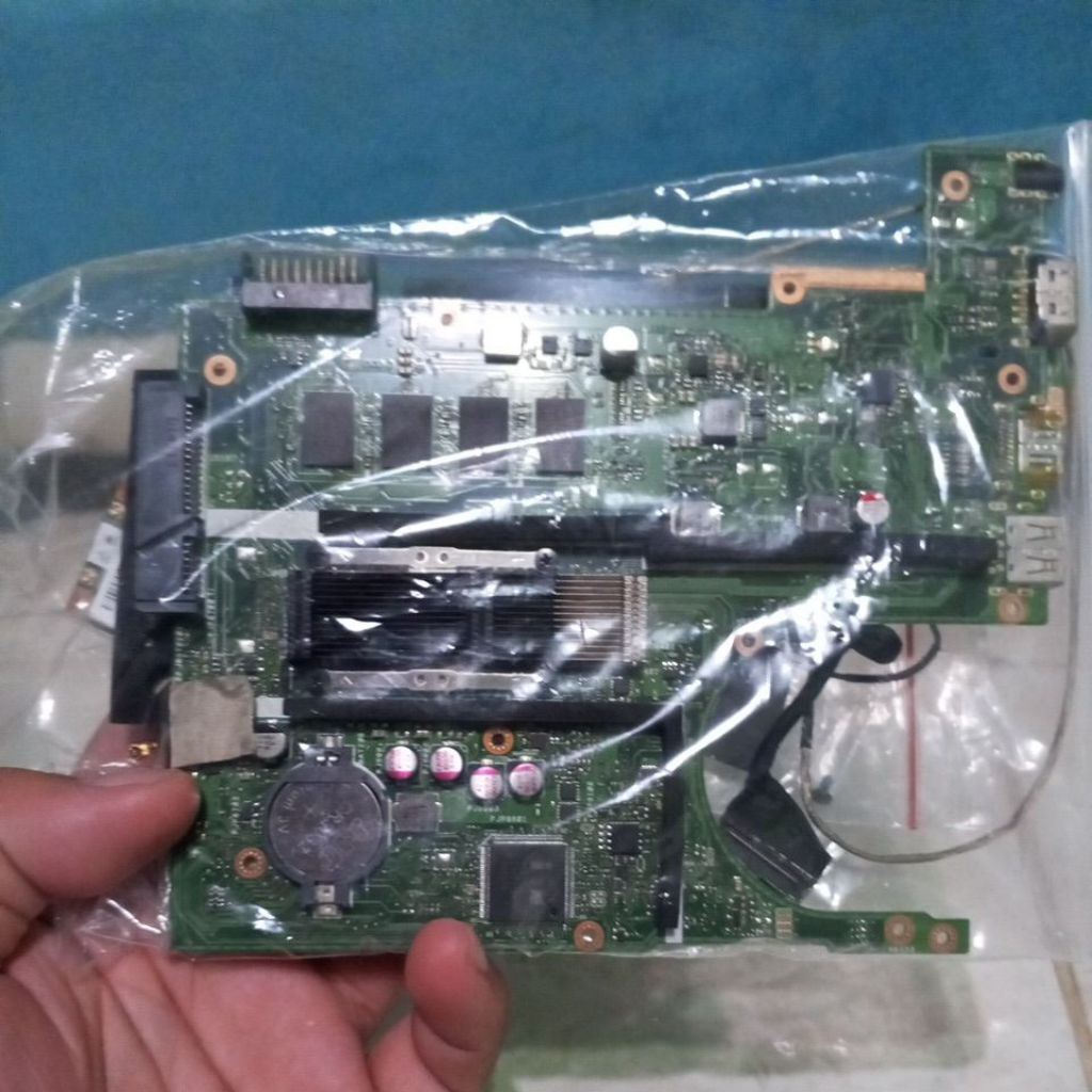 MOBO LAPTOP ASUS X200M (virgin)