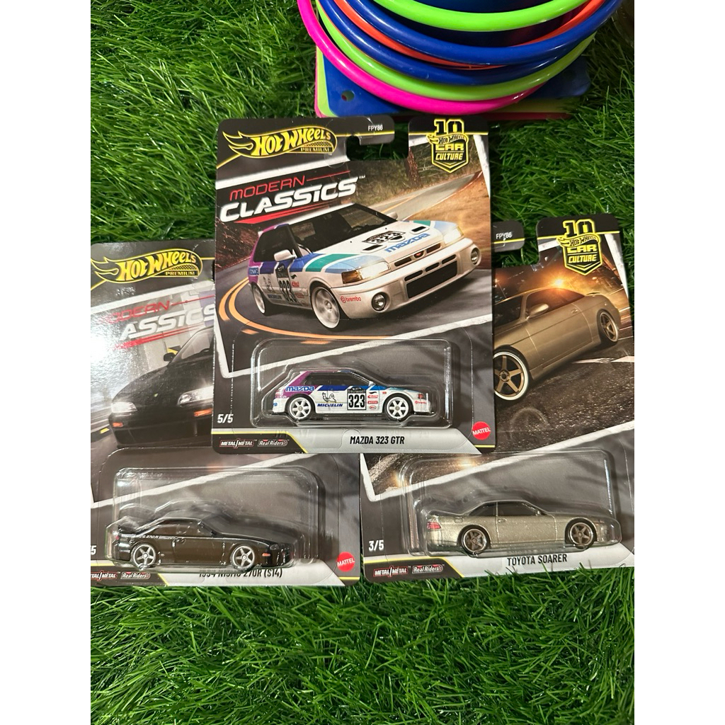 Hot Wheels Premium Modern Classic 3 Pics