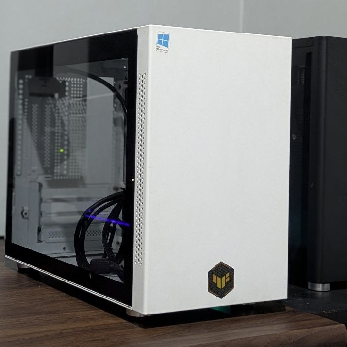 Casing PC Mini Matx Cube Gaming Axel