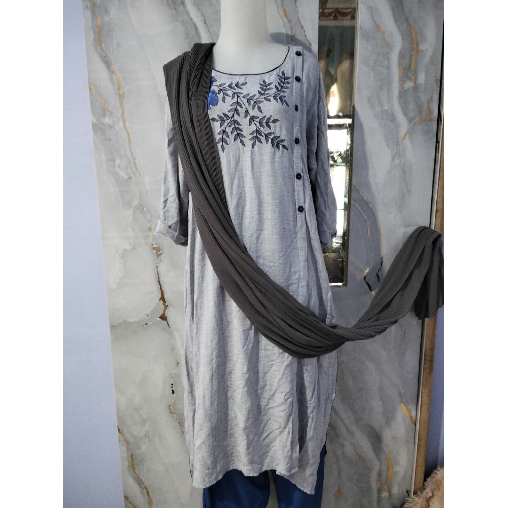 ONESET KURTI INDIA PREMIUM   Atasan + Celana+Selendang Preloved Nya Cantik Ya