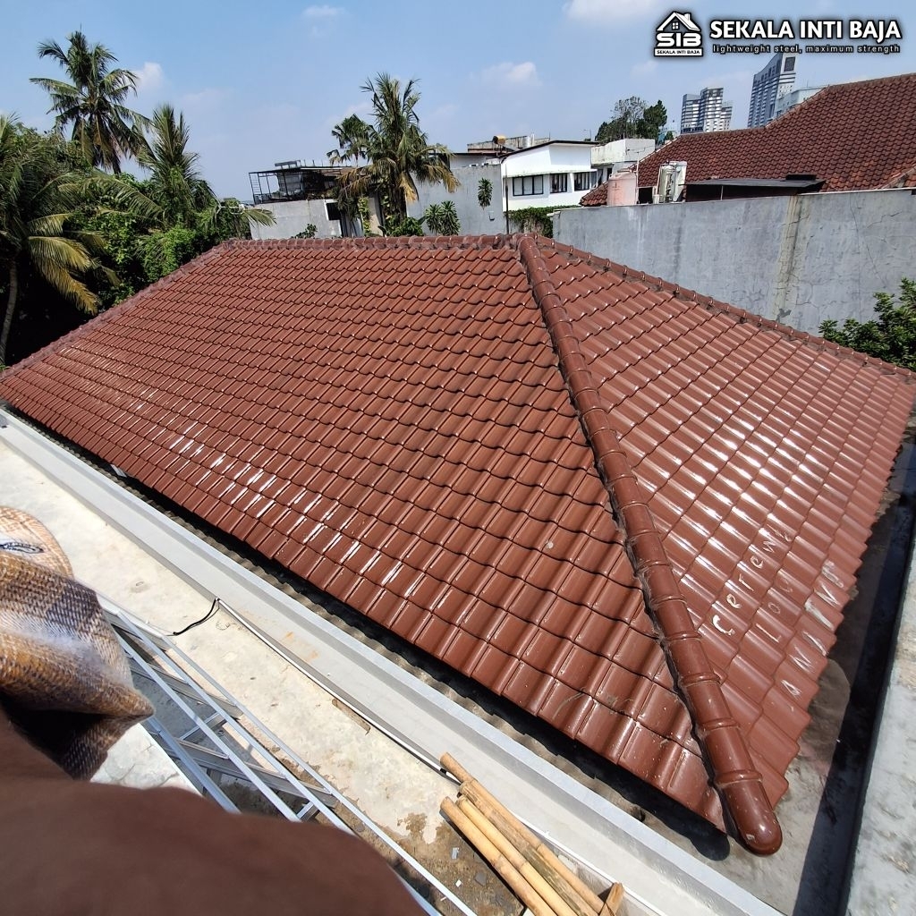 Atap Rangka Baja Ringan plus Genteng Keramik Kanmury