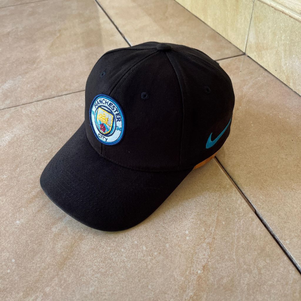 topi Nike Manchester city