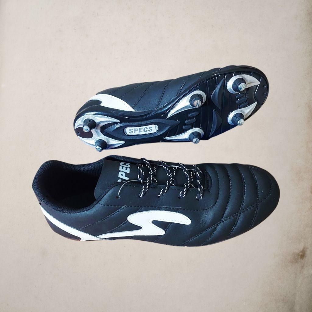 Sepatu bola specs pull besi kulit asli super kuat outsul suda di jahit keliling
