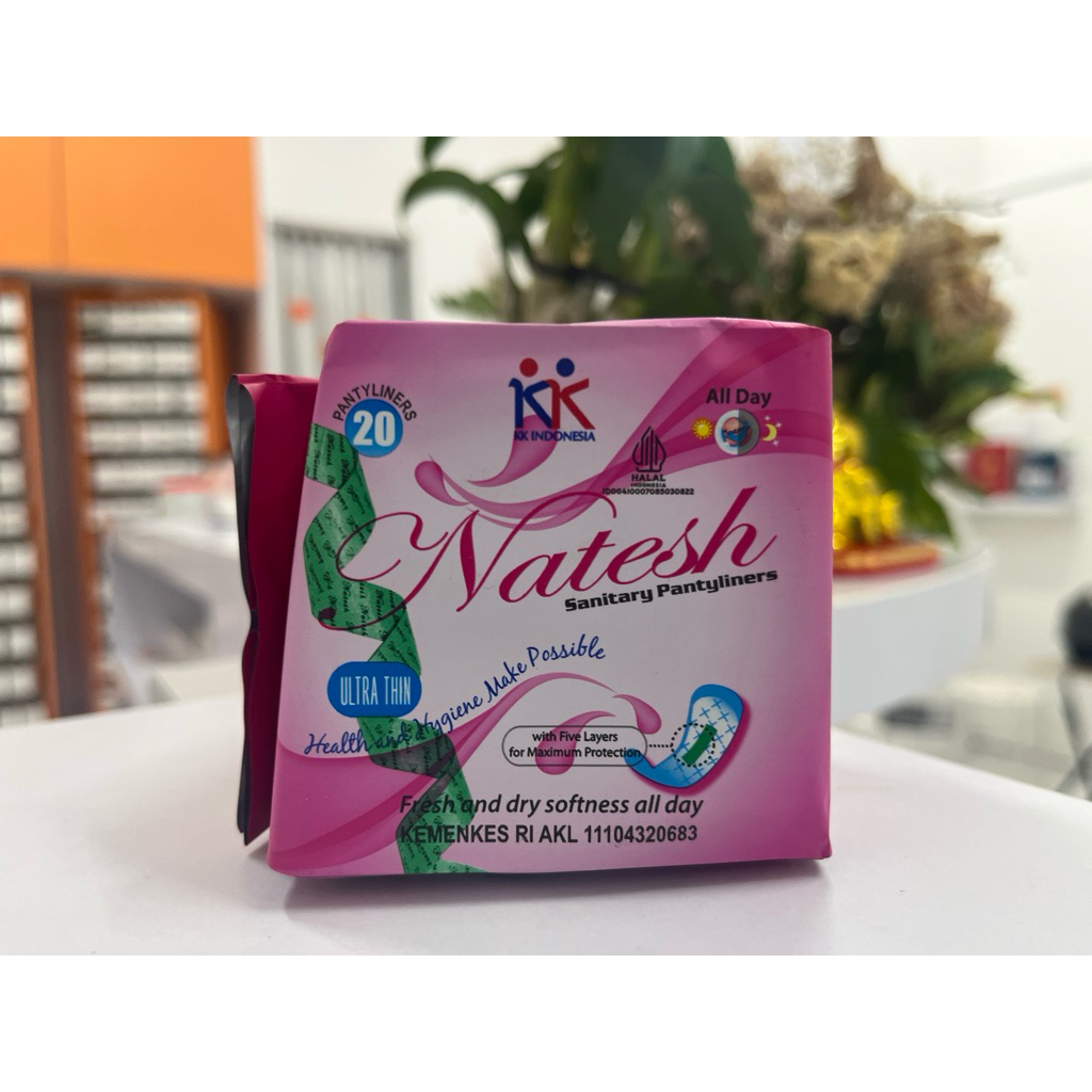 Natesh Pembalut Herbal Panty Merah