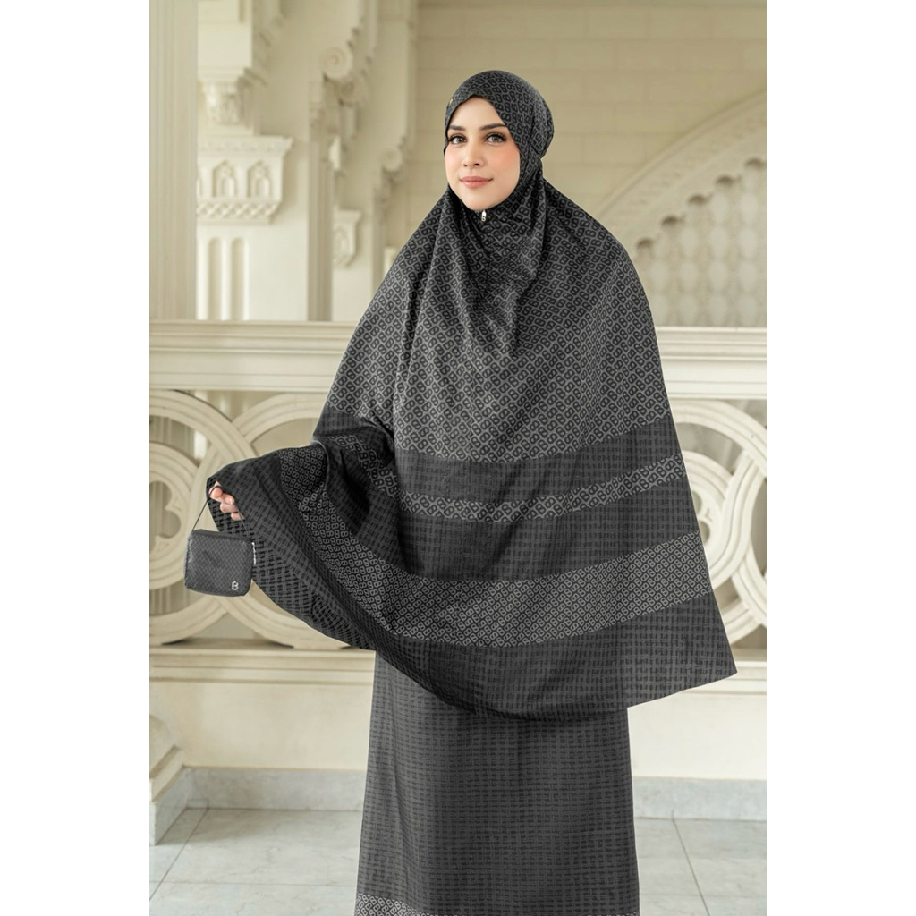 Buttonscarves Tapis Abstre Prayer Robe