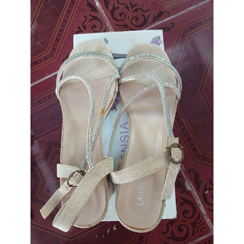 Heels Lawrensia NEW