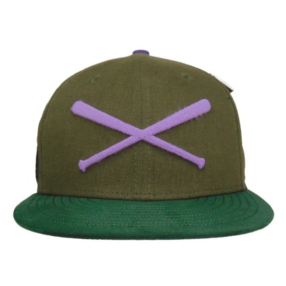 JUSTFITTED CROSSED BATS SMOKING TREES SIZE 7 1/8