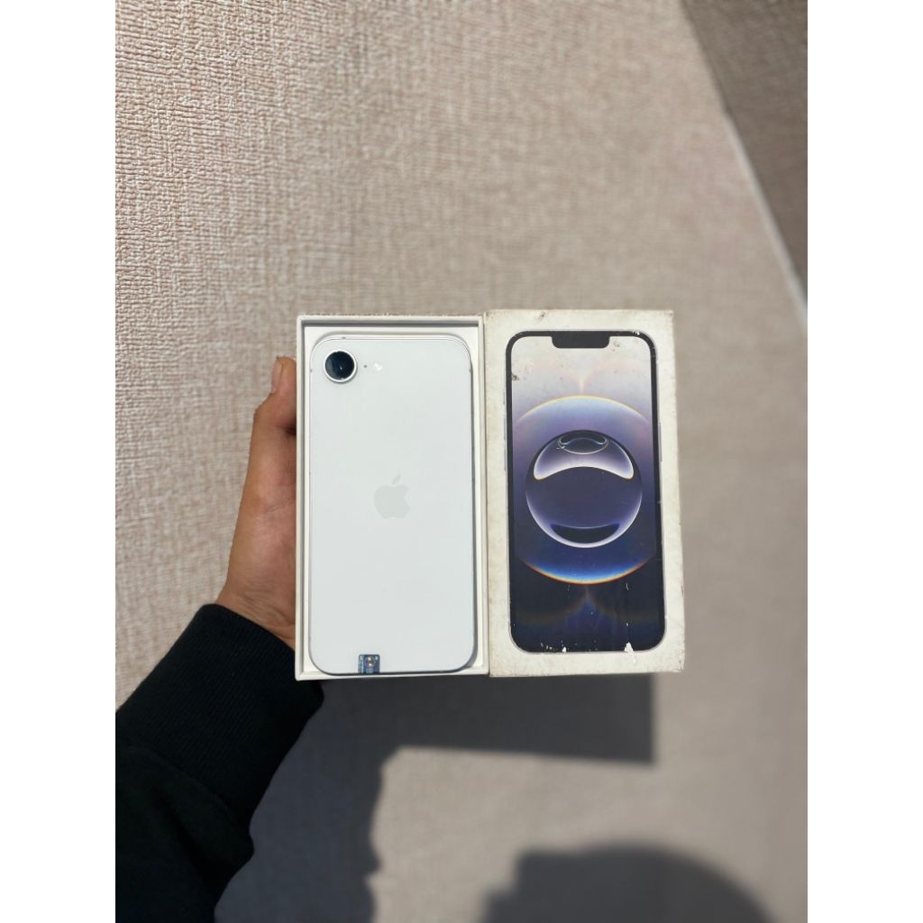 iphone 16e 128 GB fullset