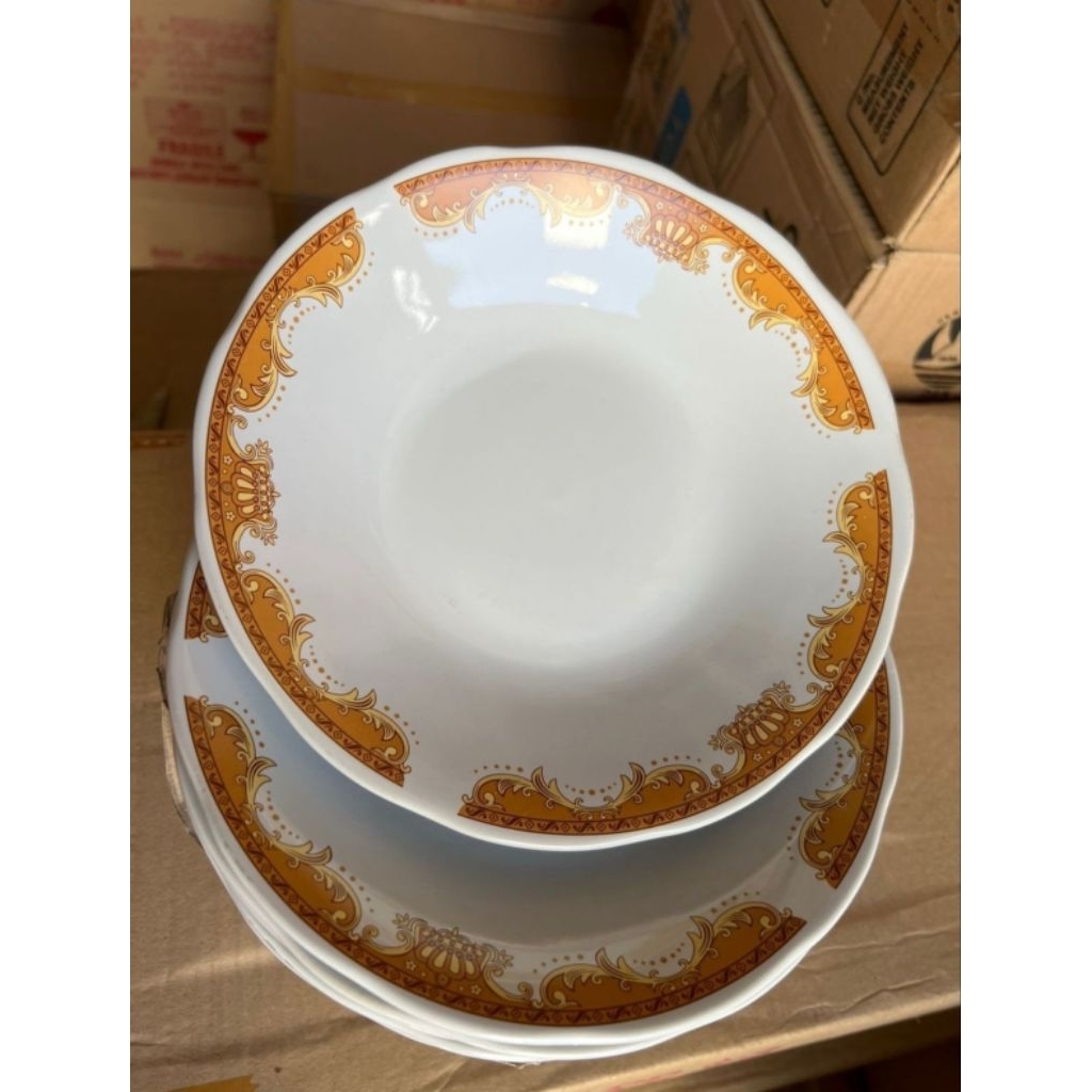 Piring Makan Keramik Lilia Mahkota 8 inch isi 12 pcs