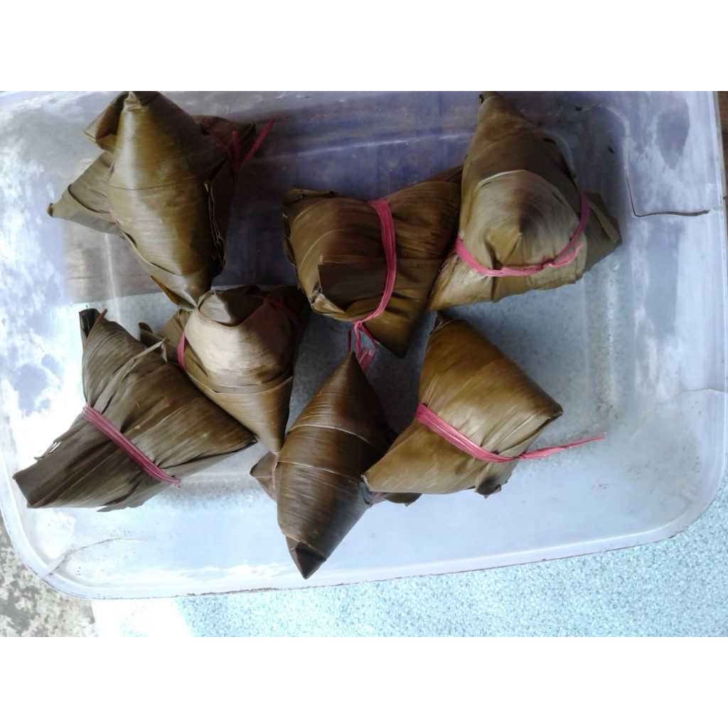 Jual Bacang isi Daging Jajanan Tradisional Kue Basah Bacang