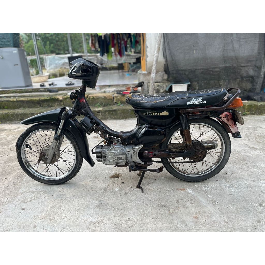 motor suzuki rc80