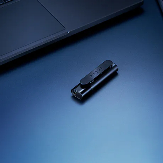 RAZER SEIREN BLUETOOTH MIC WIRELESS CLIP ON