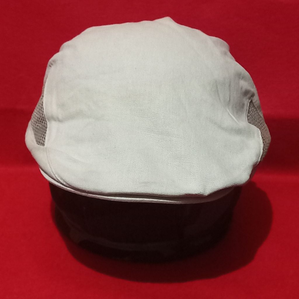 Topi Second Flat Cap Copet Preloved 94