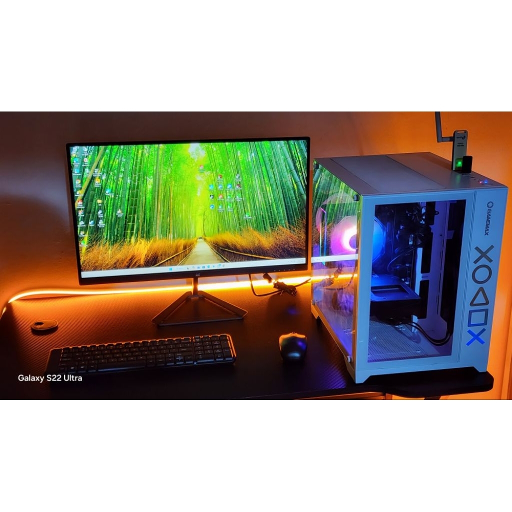 RAKITAN PC CORE I7 GEN 12 + MONITOR