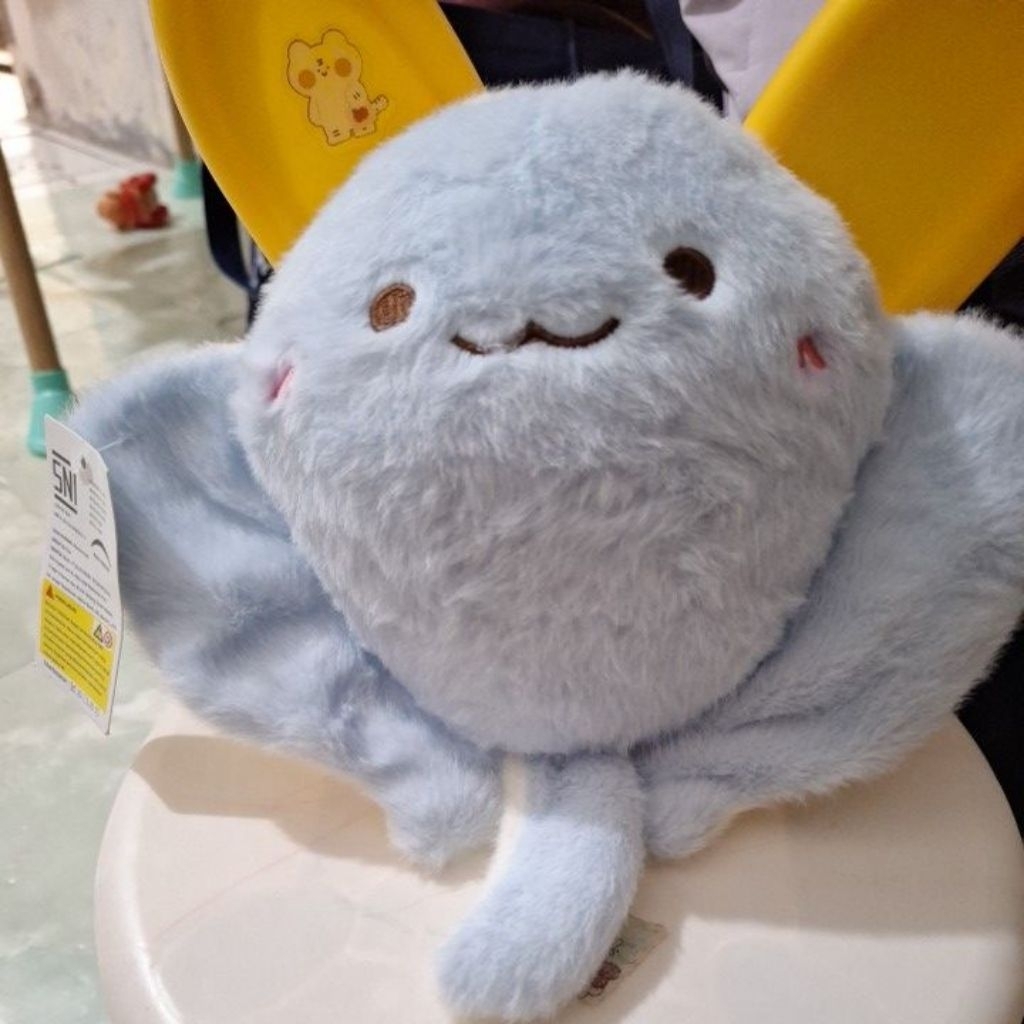 Boneka ikan pari lucu