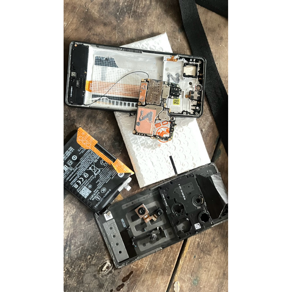poco m6 pro 4g   .256GB nego