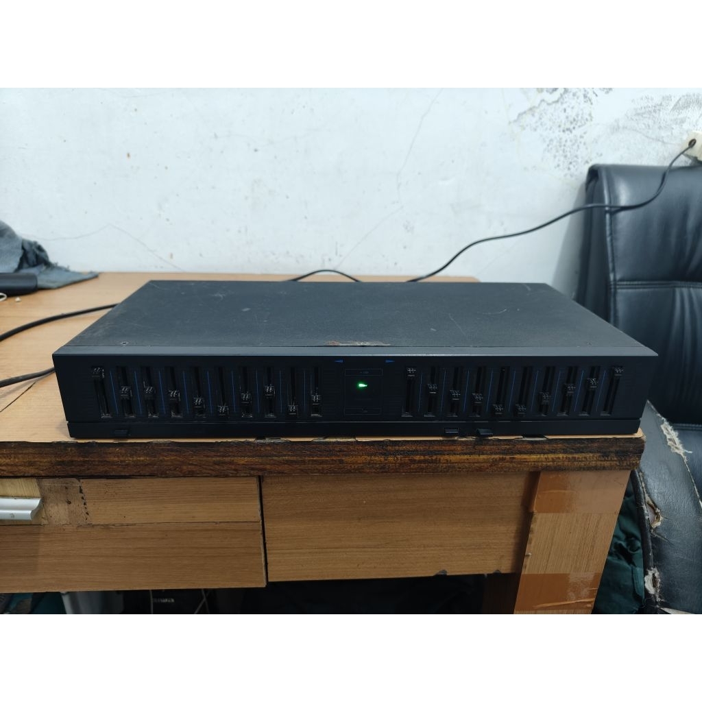 equalizer sansui EQ1000