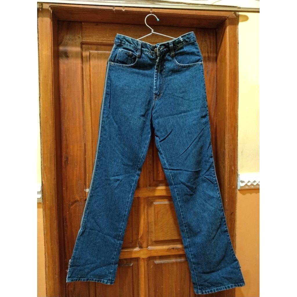 PRELOVED Celana Jeans Wanita Celana Panjang Levis Jeans Bordir Cutbray Limited