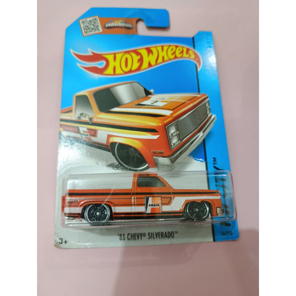HOTWHEELS 83 CHEVY SILVERADO