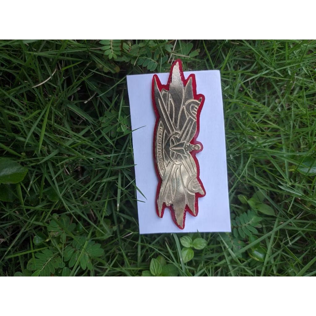 WING PEDANG PORA MERAH - KUNINGAN - MAGNET - PIN BREVET PELAYARAN MARITIM