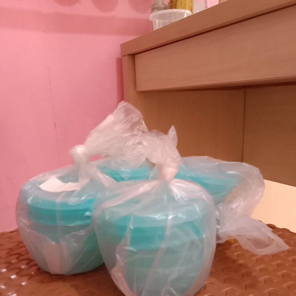 tupperware kecil