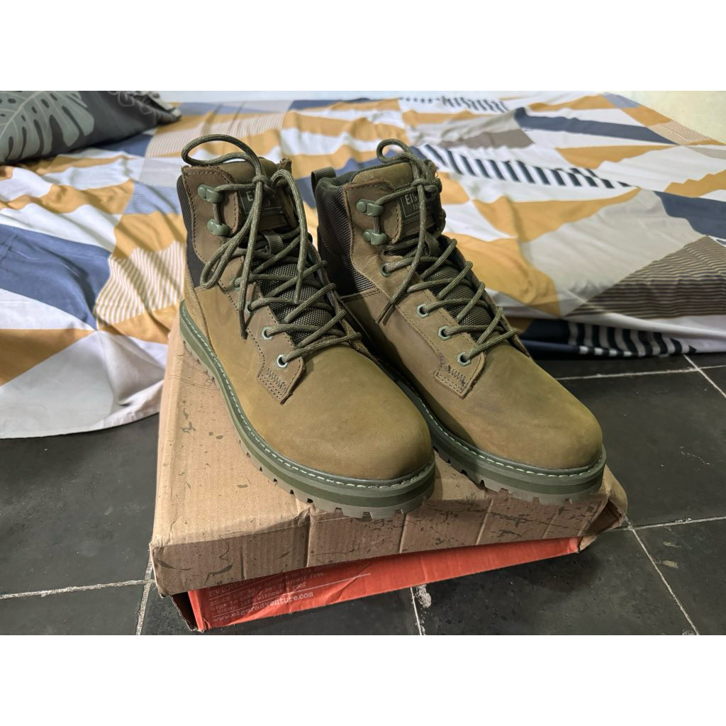 Sepatu Eiger Elgon