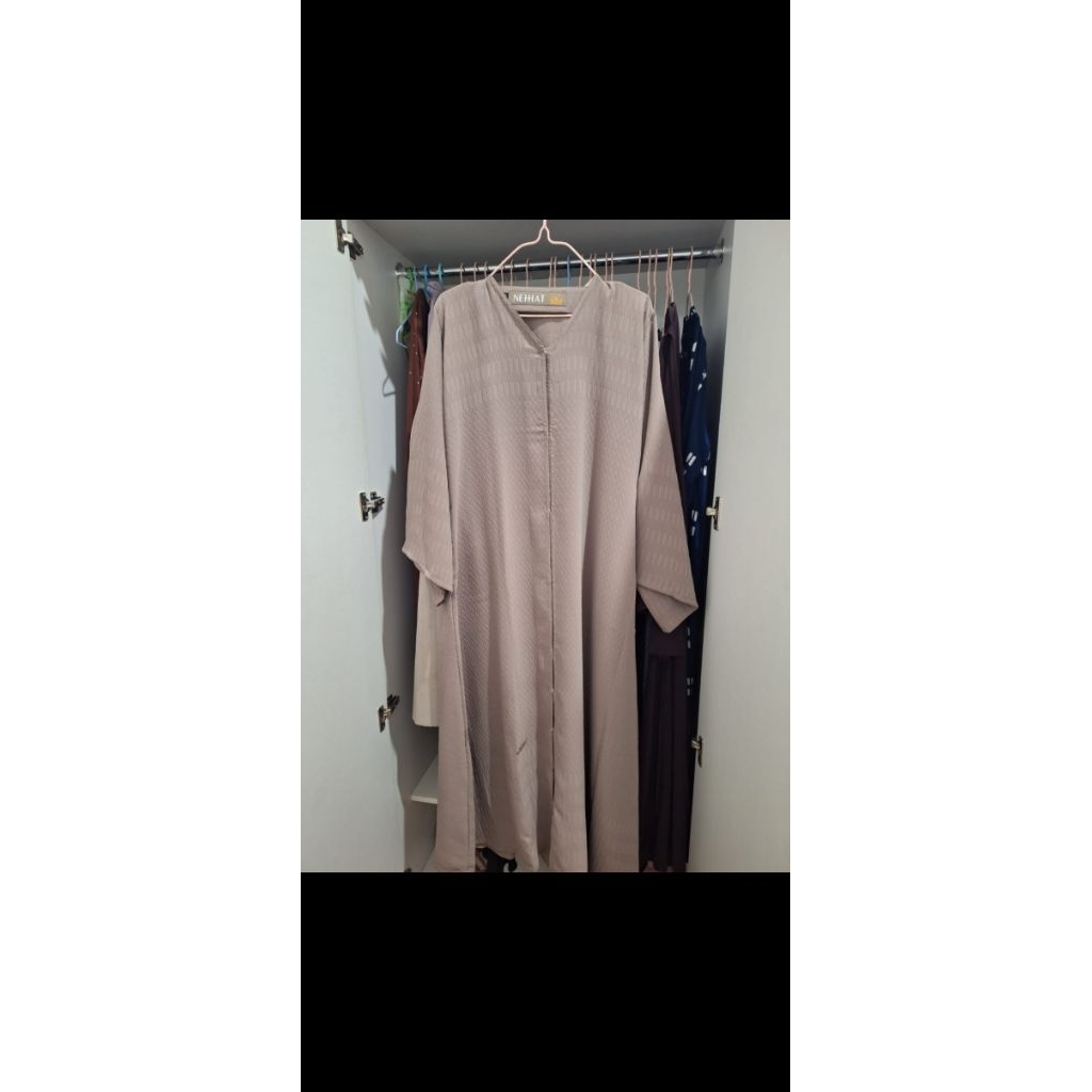 Nehhat shanin abaya fungi (preloved)