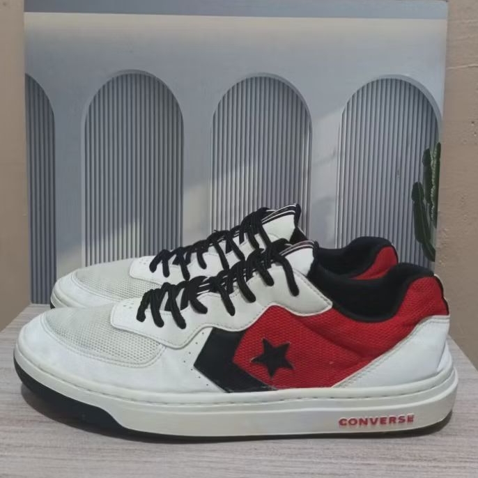 Converse Rival Size 45 Second Condition