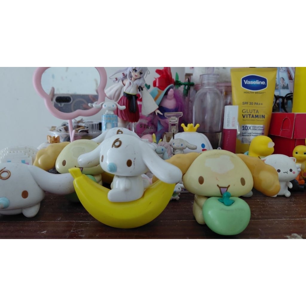 Cinnamoroll Milk & Chiffon Sanrio Happy Meal MCD Figure