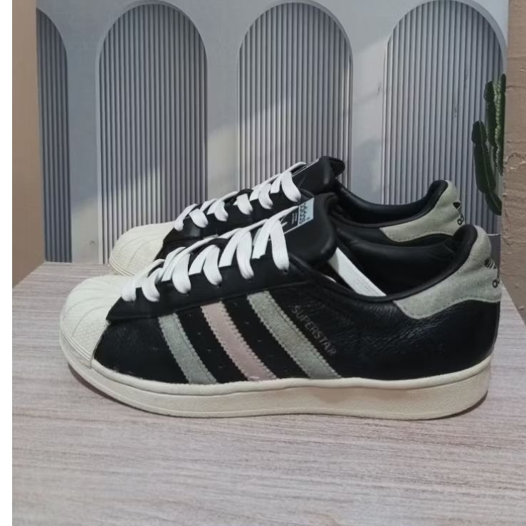 Adidas Superstar Vintage Size 39 Second Condition