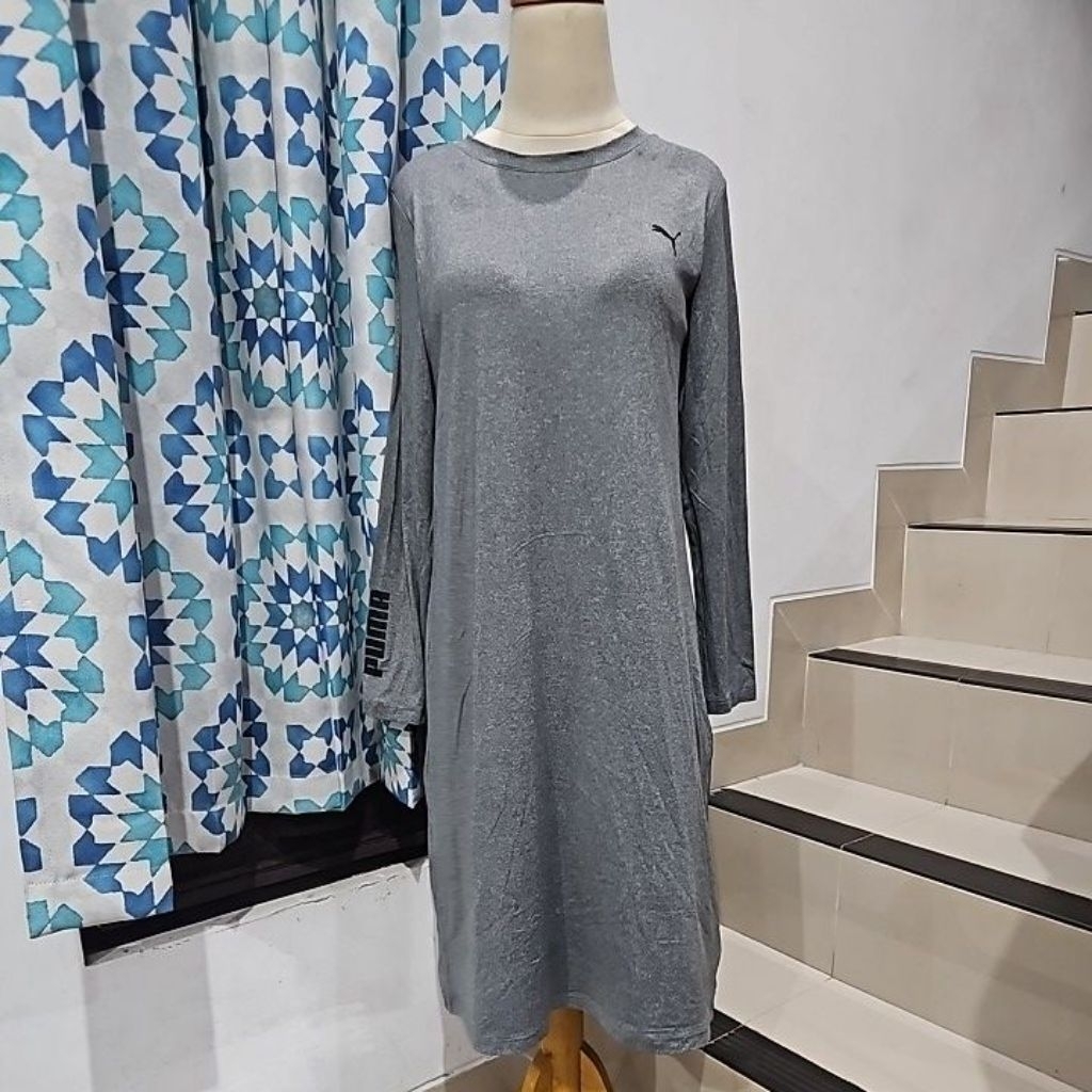 Preloved Dress P u m a uk. XL, LD 100-106 cm.