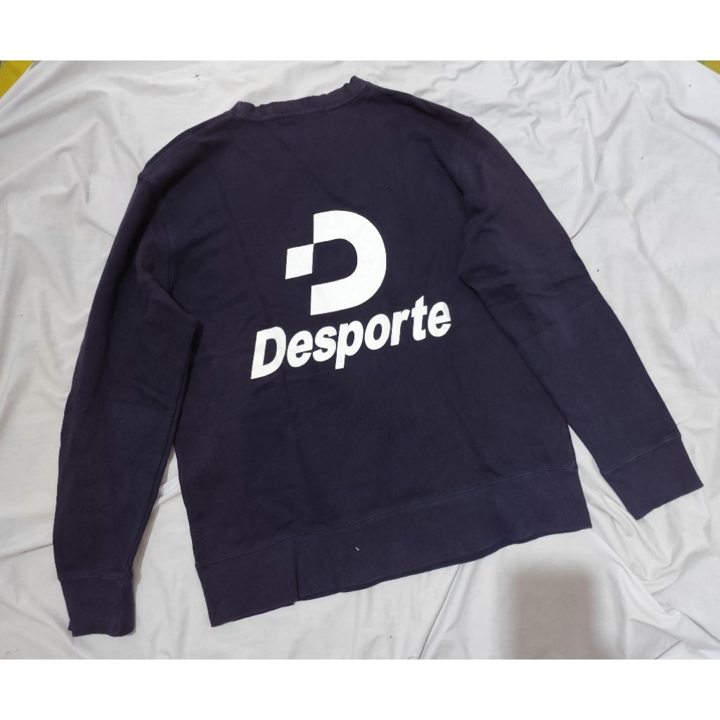 crewneck brand desporte