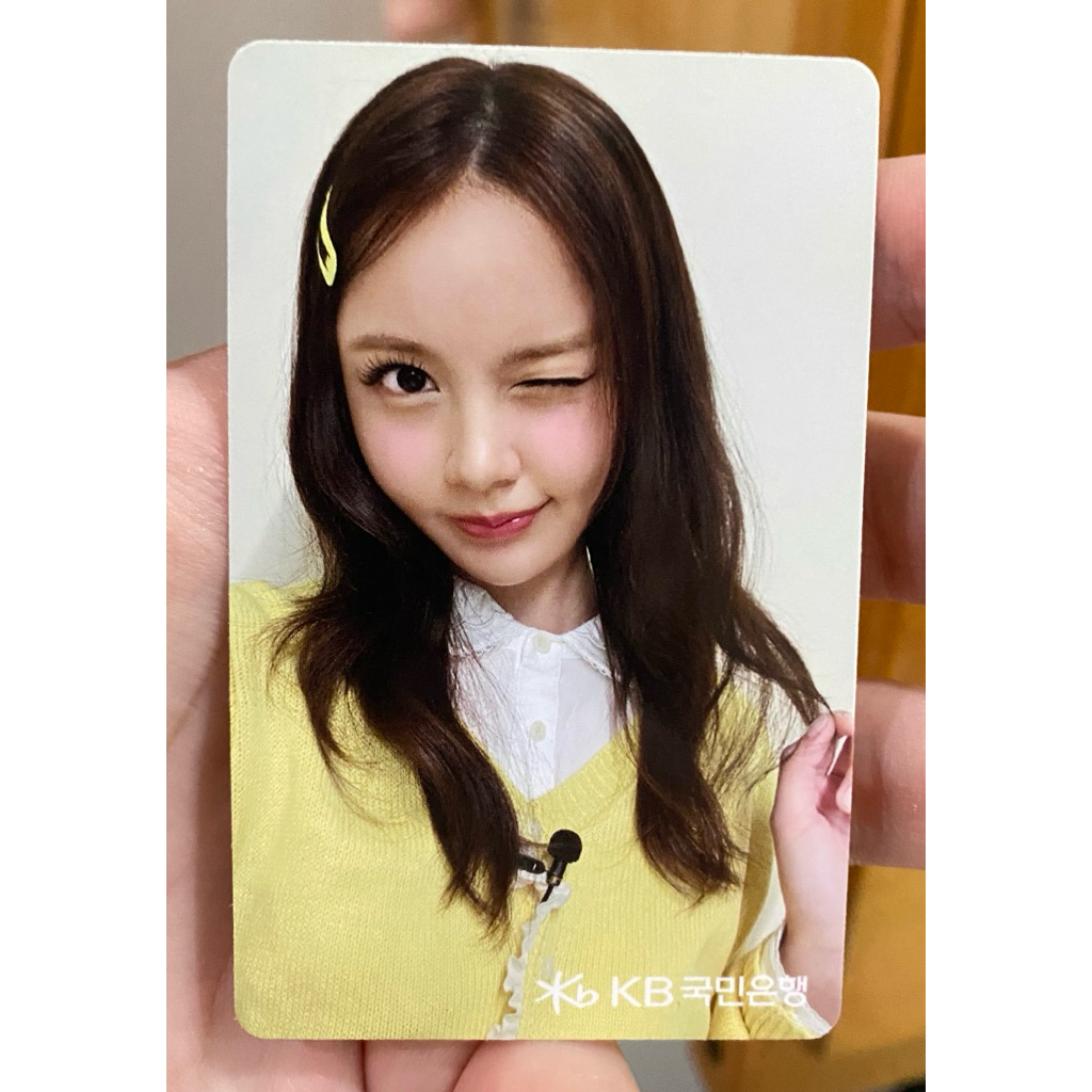 [OFFICIAL] Hearts2Hearts KB Bank Event Winner Photocard Carmen [Limited]