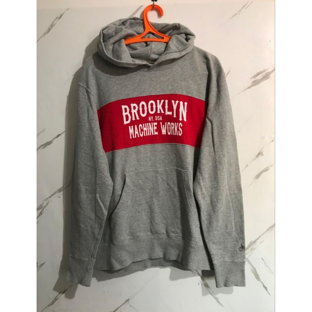 SALE Uniqlo X Machine Works Hoodie Grey Original 100% Authentic Murah