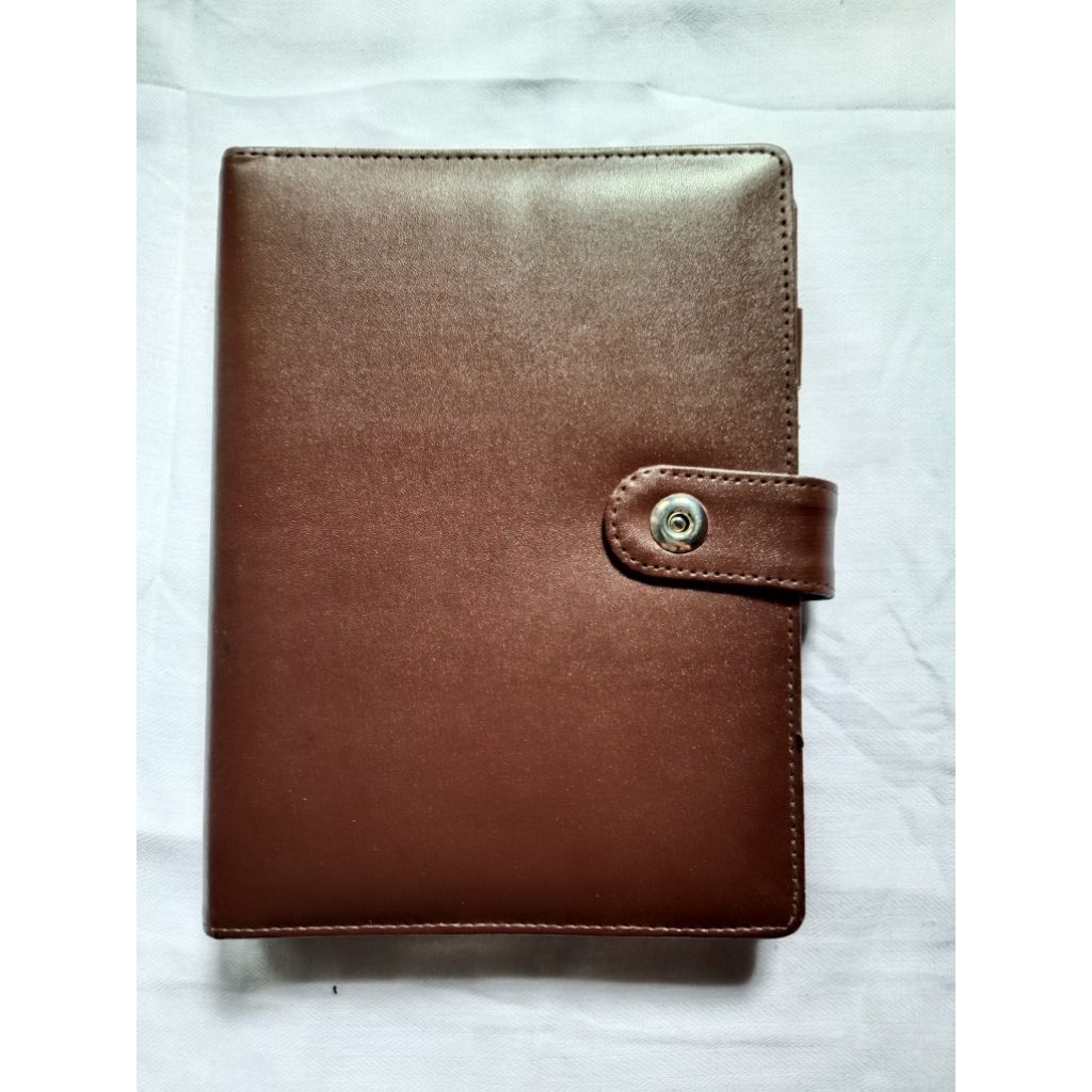 preloved binder A5 + free isi binder dan bantal