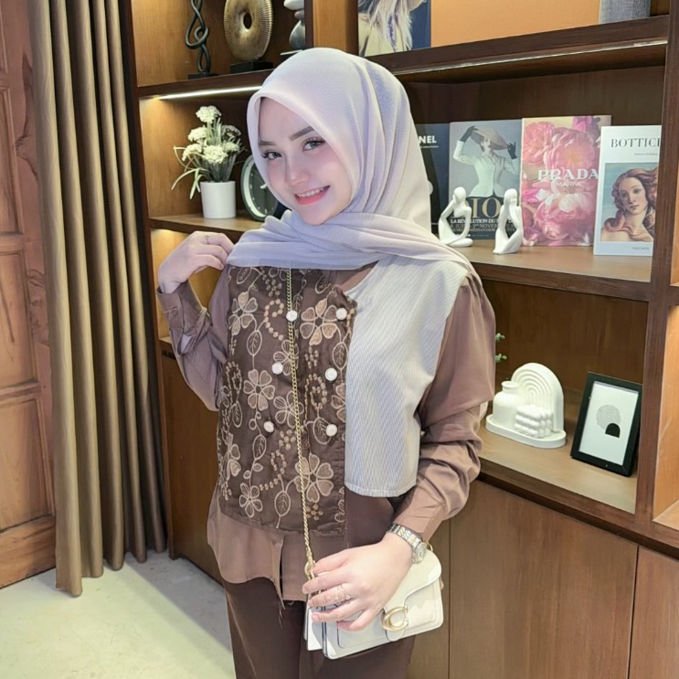 Sallur Mustika Blouse Bunga Baju Semi Vest Outfit Wanita Korean Style Cewek Aesthetic