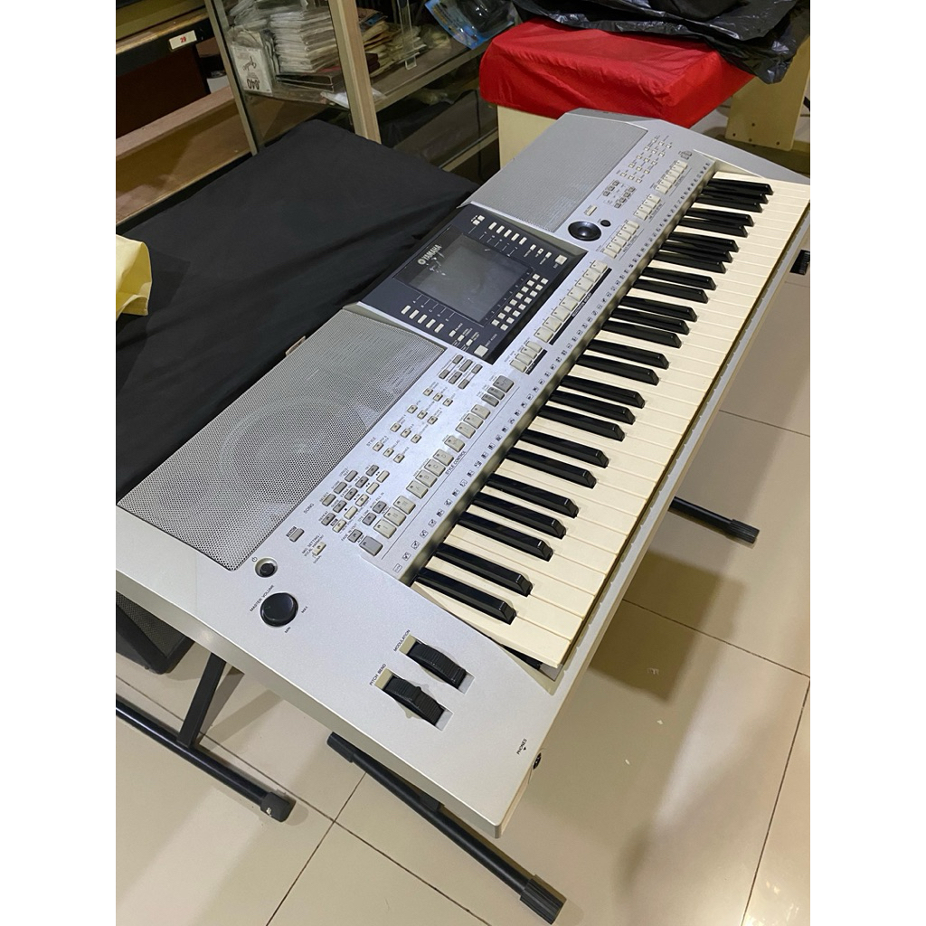 Keyboard Yamaha PSR S910