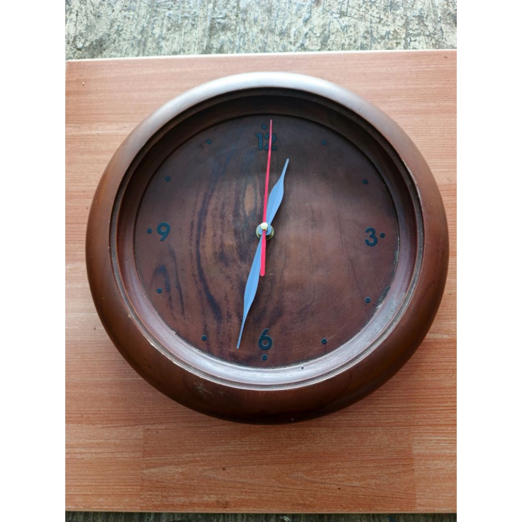 jam dinding kayu jati jadul antiq second