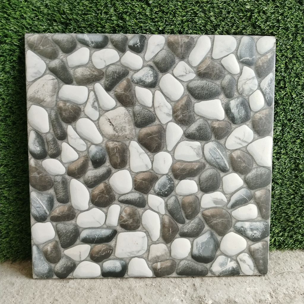 keramik 40x40 motif batu (timbul-matt)/ keramik halaman/ keramik batu/ keramik teras/ keramik lantai