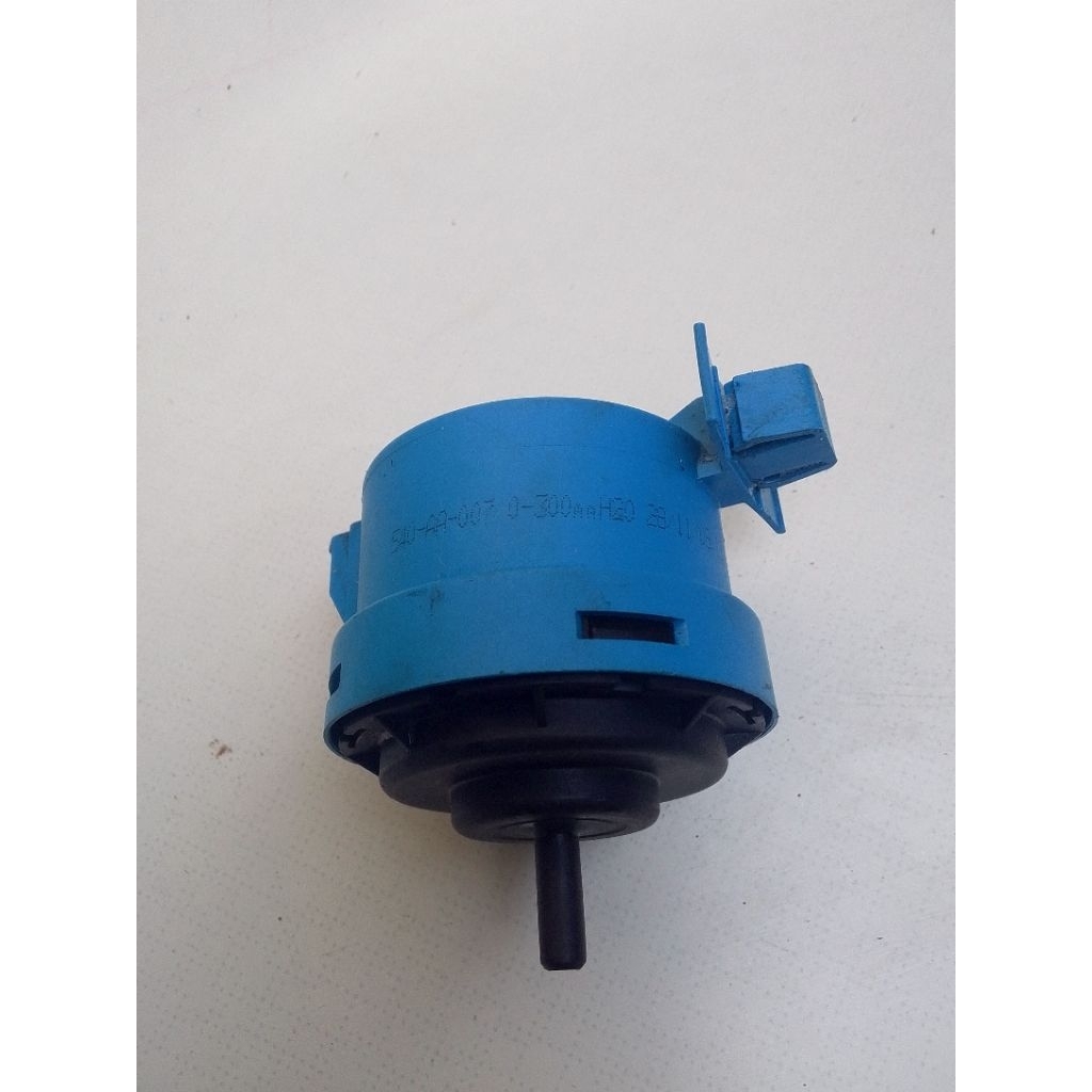 WATTER LEVEL MESIN CUCI ELECTROLUX FRONT LOADING EWF 8556 (ORIGINAL COPOTAN)