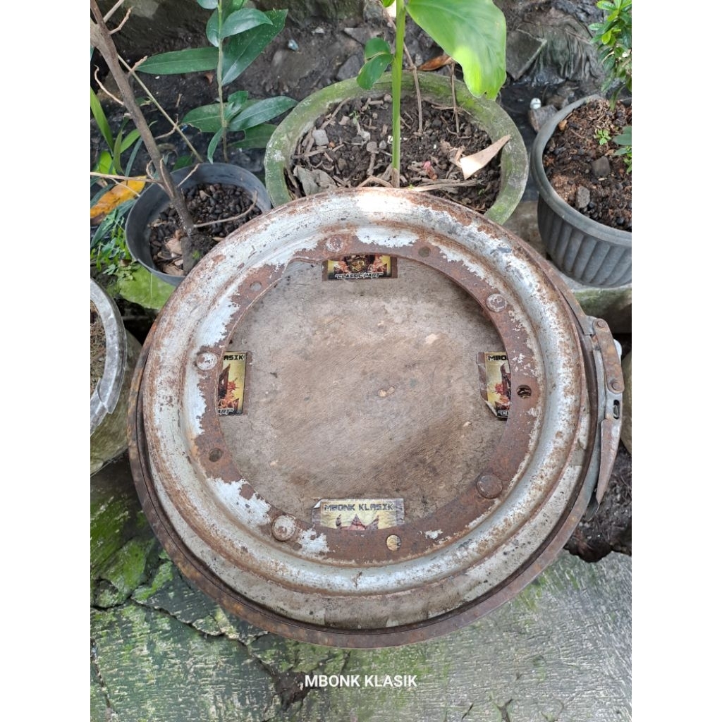 velg vespa sprint px exclusive excel bajaj ORIGINAL CHUNG velg vespa ring 10 chung velg vespa r10 ve