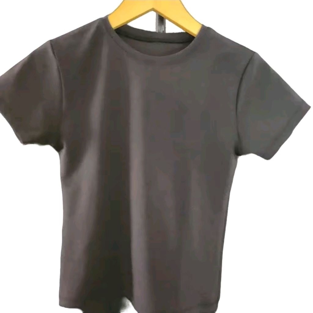 A8 kaos cewek hitam polos