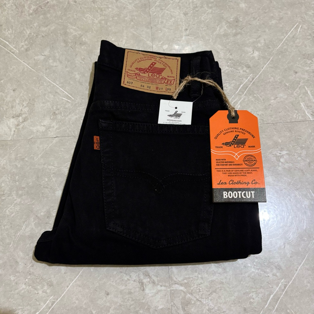 celana panjang Lea Original 607.84.32 Bootcut tidak meral