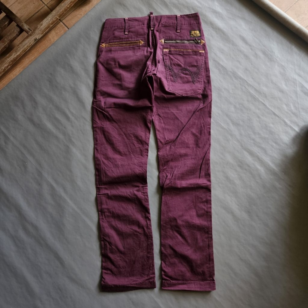 Celana Chino edwin xv khaki