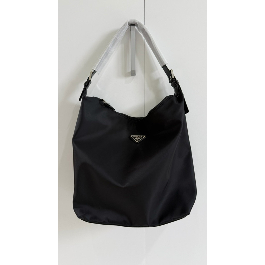 PRADA TOTE NYLON BLACK