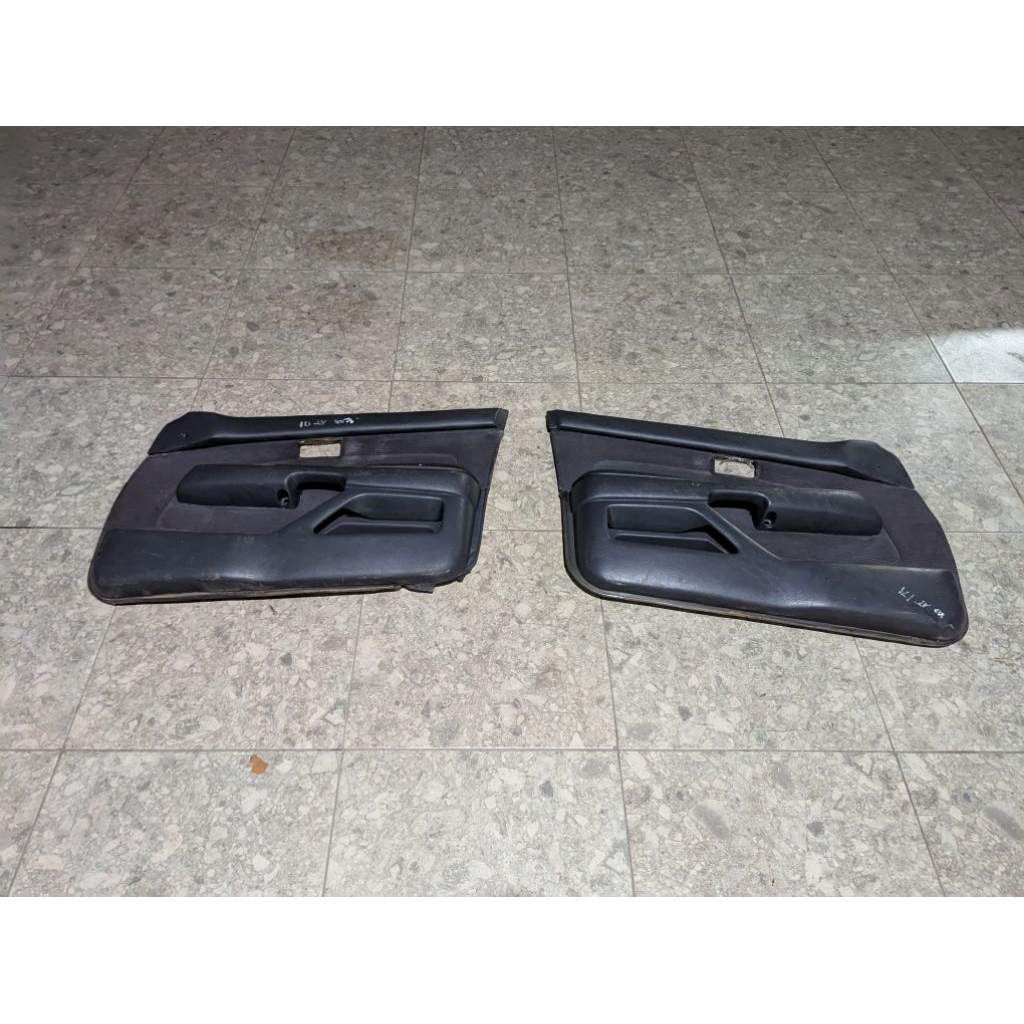 Doortrim Toyota Corona Exsalon At 171 (harga satuan)