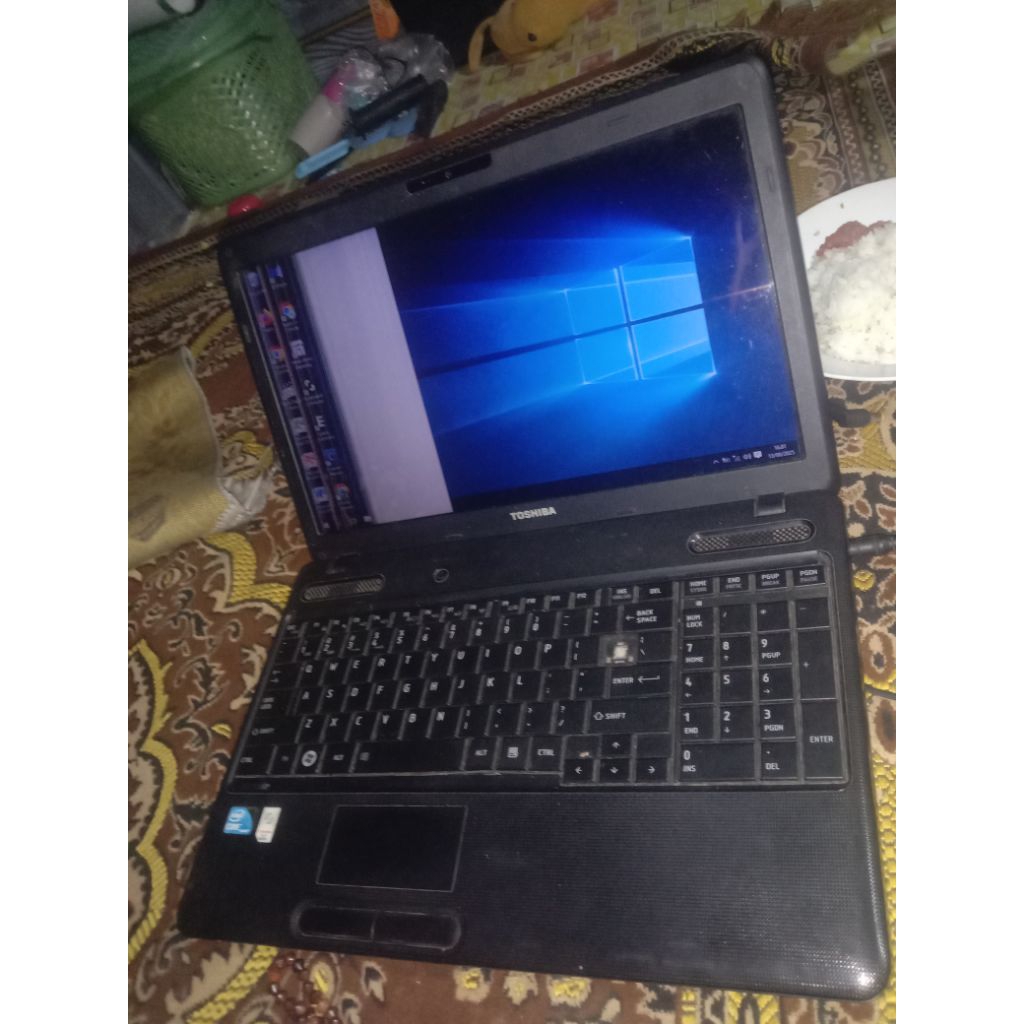 Laptop Toshiba Satelit C660 162 Core i3