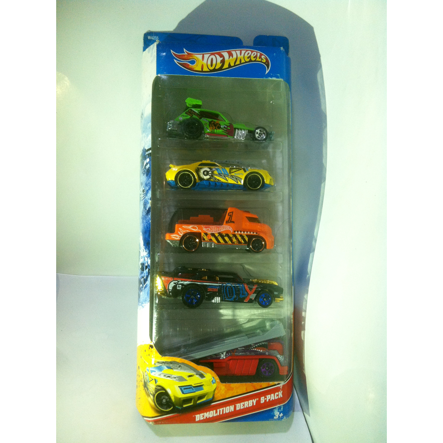 Hot Wheels Gift Pack. 2012 Demolition Derby 5-Pack - W4255. AMC Greased Gremlin-Barbaric-Rapid Respo
